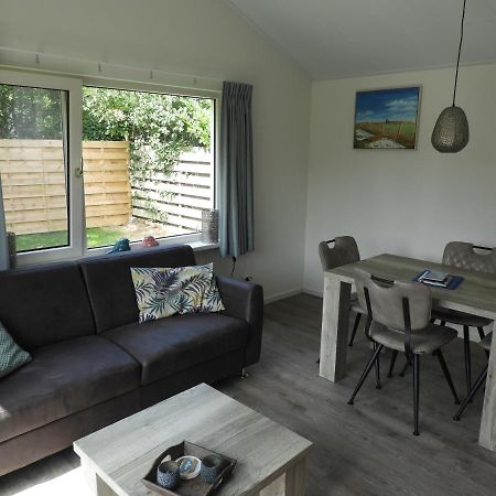 Vakantiewoning 't Steechje Hollum  Buitenkant foto