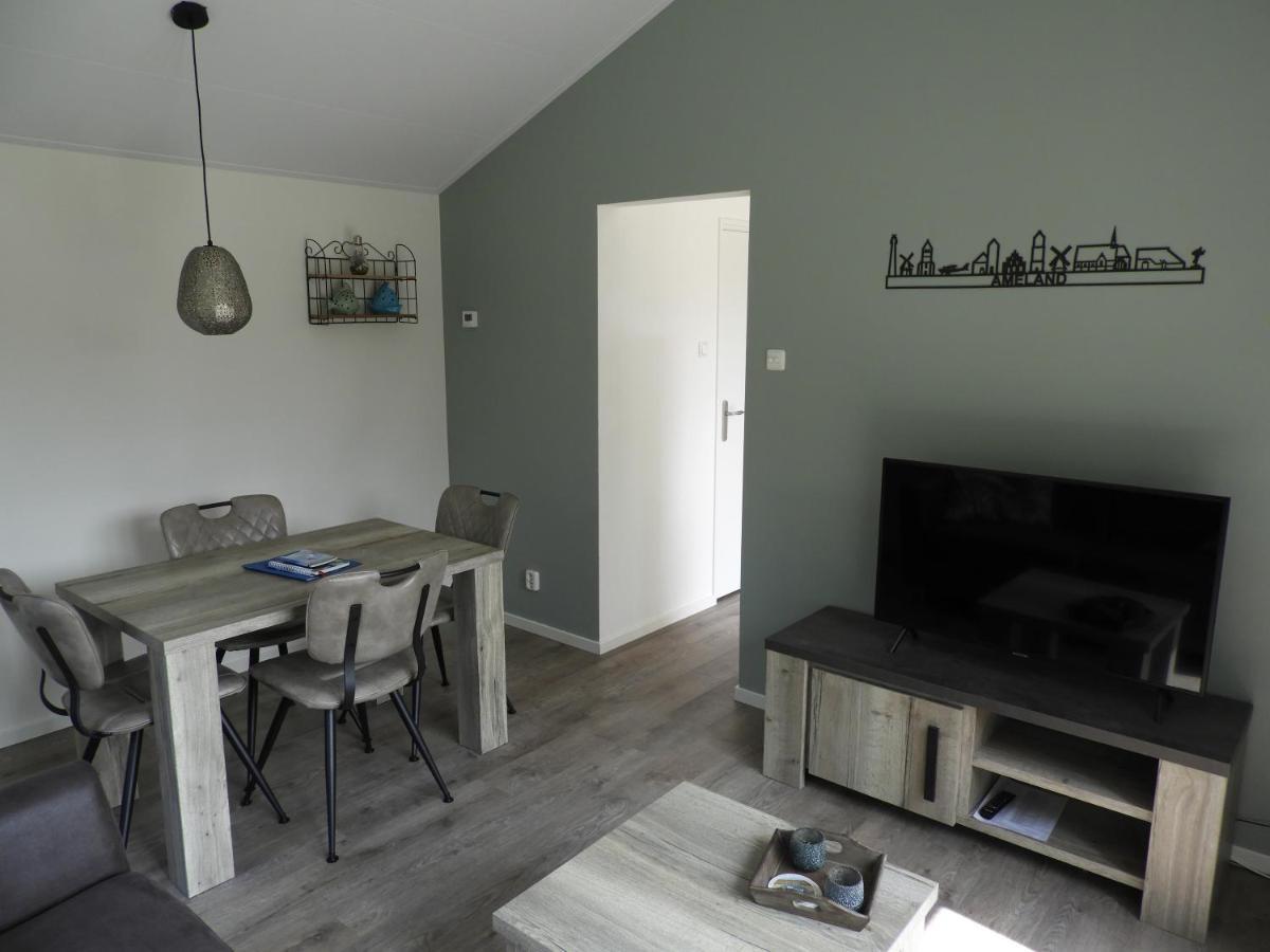 Vakantiewoning 't Steechje Hollum  Buitenkant foto